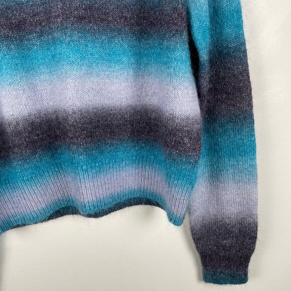 BB Dakota Womens Blue Ombre Sweater Size M Gradient Fuzzy Wool Blend Long Sleeve - Picture 5 of 10